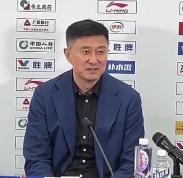 188金宝博体育app下载-杜锋说没什么遗憾！球迷喊下课，广东重金引援，连续两年无缘四强