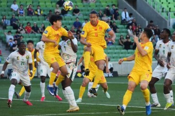 188金宝博体育登录入口-学费没白交！国足遭黑色9分钟未崩盘 6名U23首发
